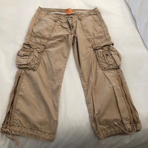 Twill 22 slouchy, comfy cargo Capri pants